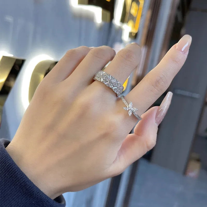 Mia High Carbon Diamond Ring