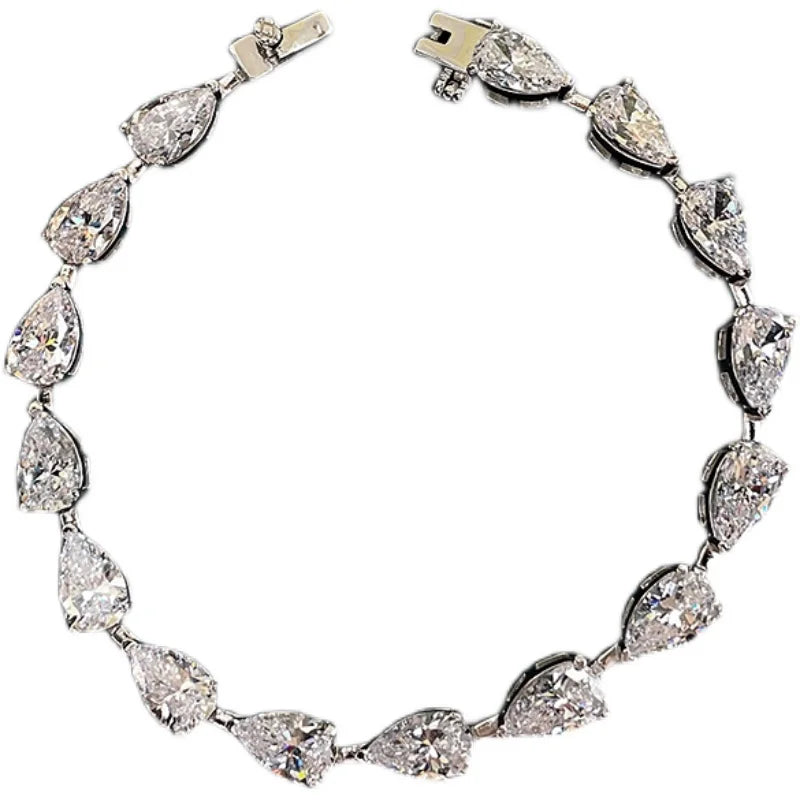 Gianna pear cut High Carbon Diamond Bracelet