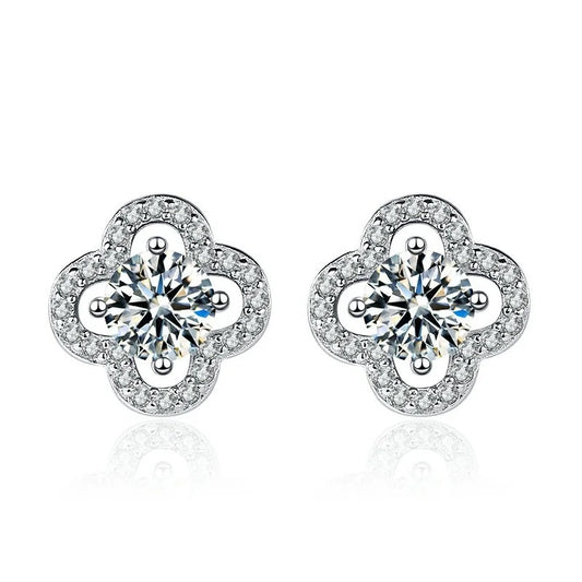 Willow Moissanite Clover Earrings