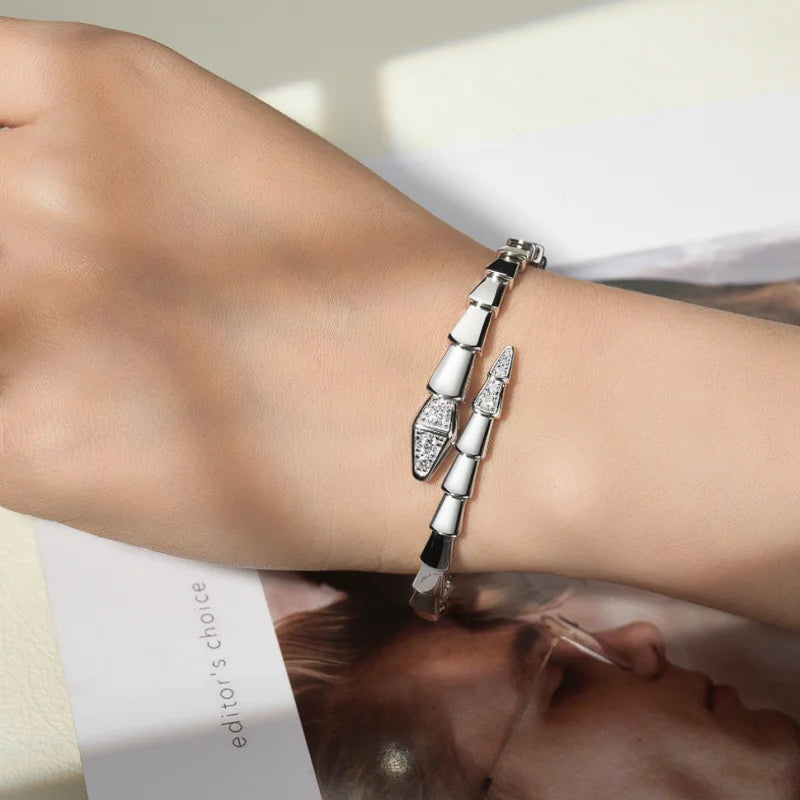 Viper Moissanite Snake Bone Bracelet