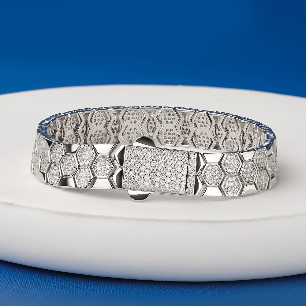 Elara Honeycomb Moissanite Bracelet