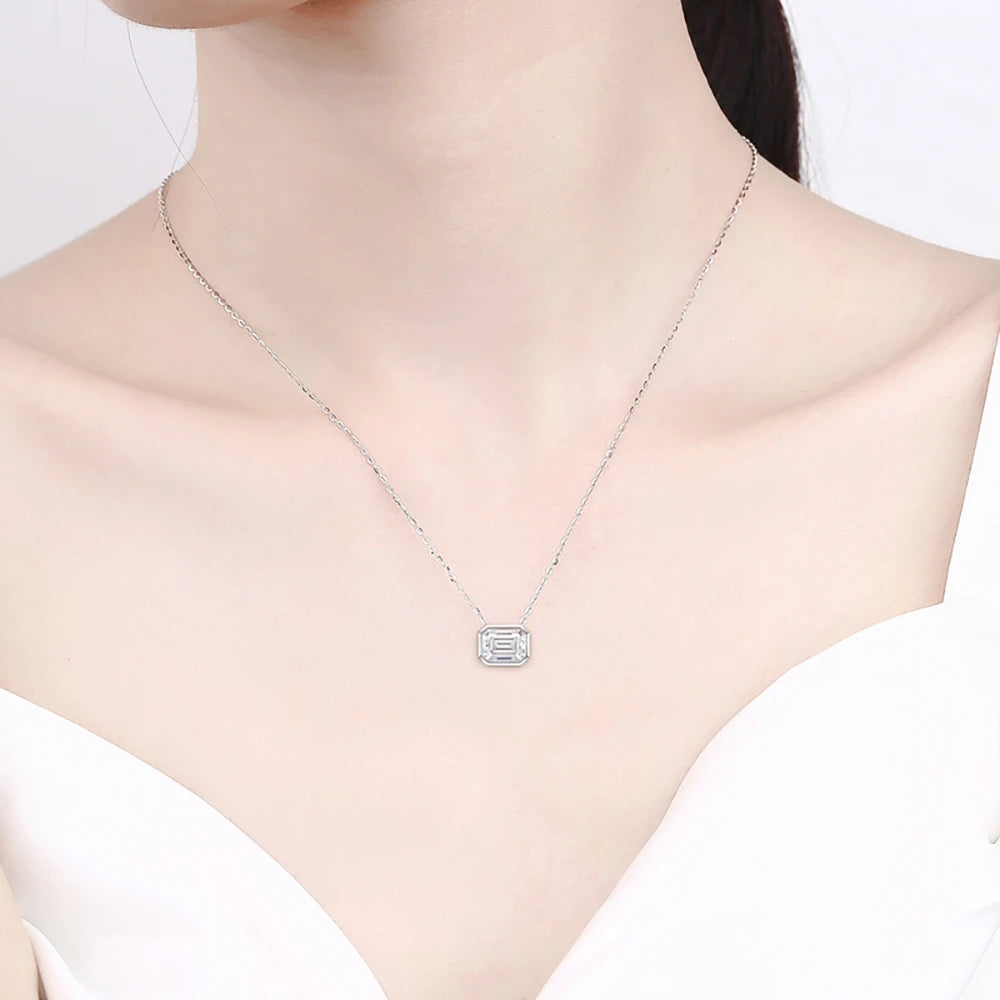 Harlow Moissanite Necklace