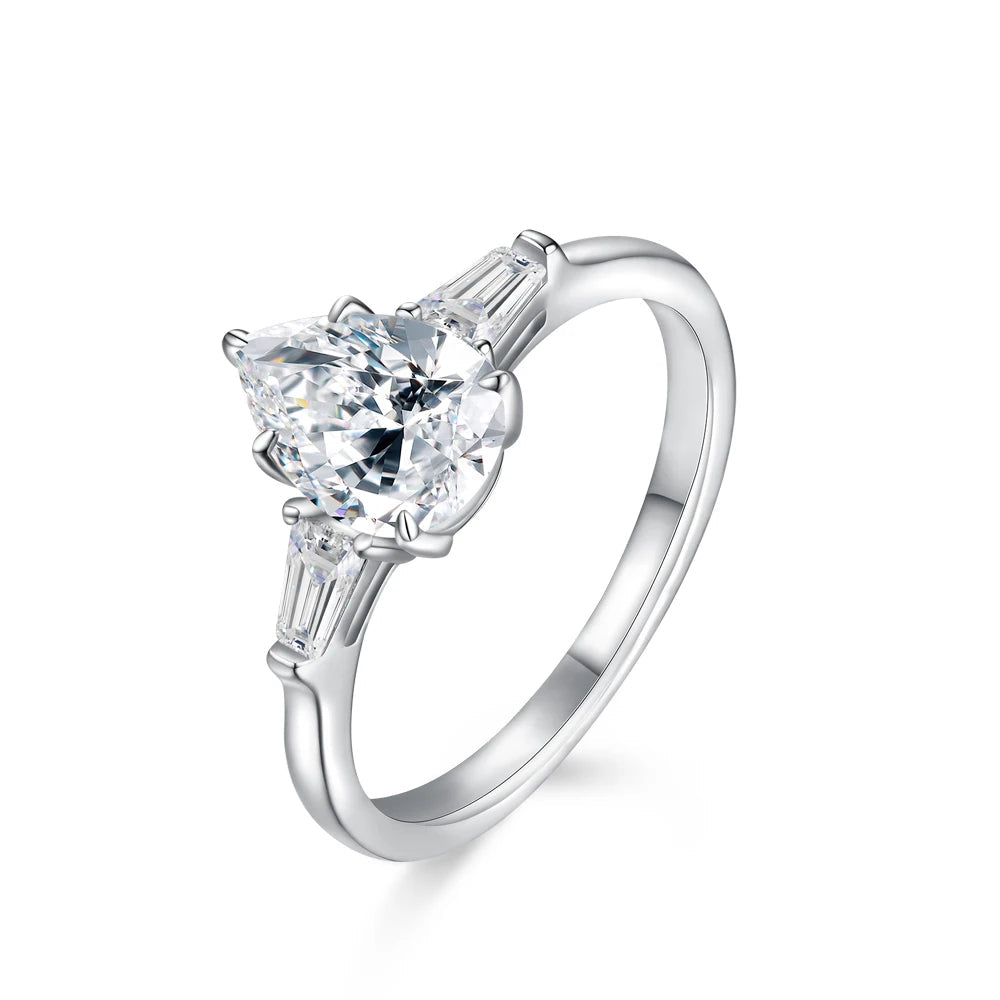 Hala Moissanite Ring