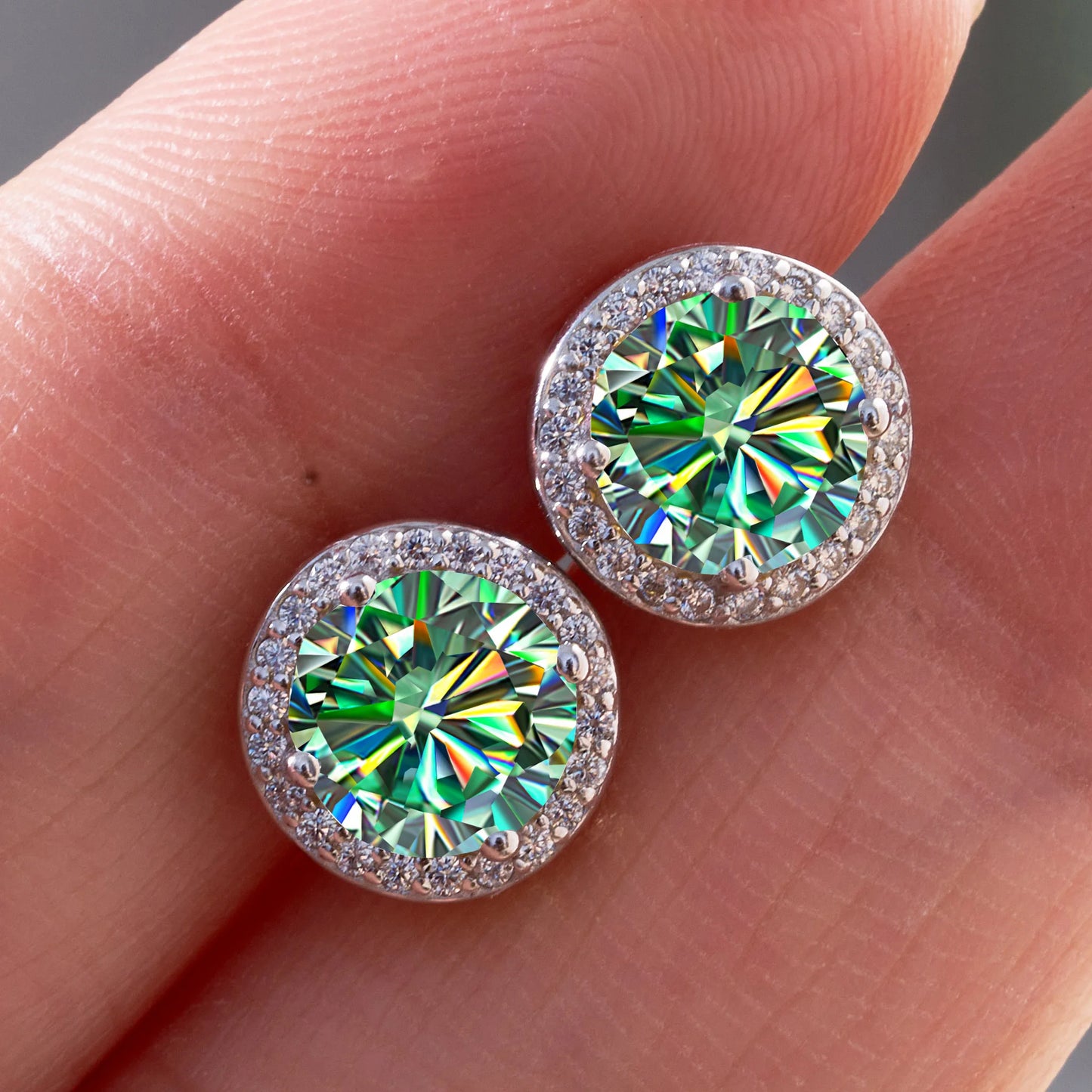 Razan Moissanite Round Earrings