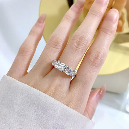 Arabella Moissanite Diamond Ring