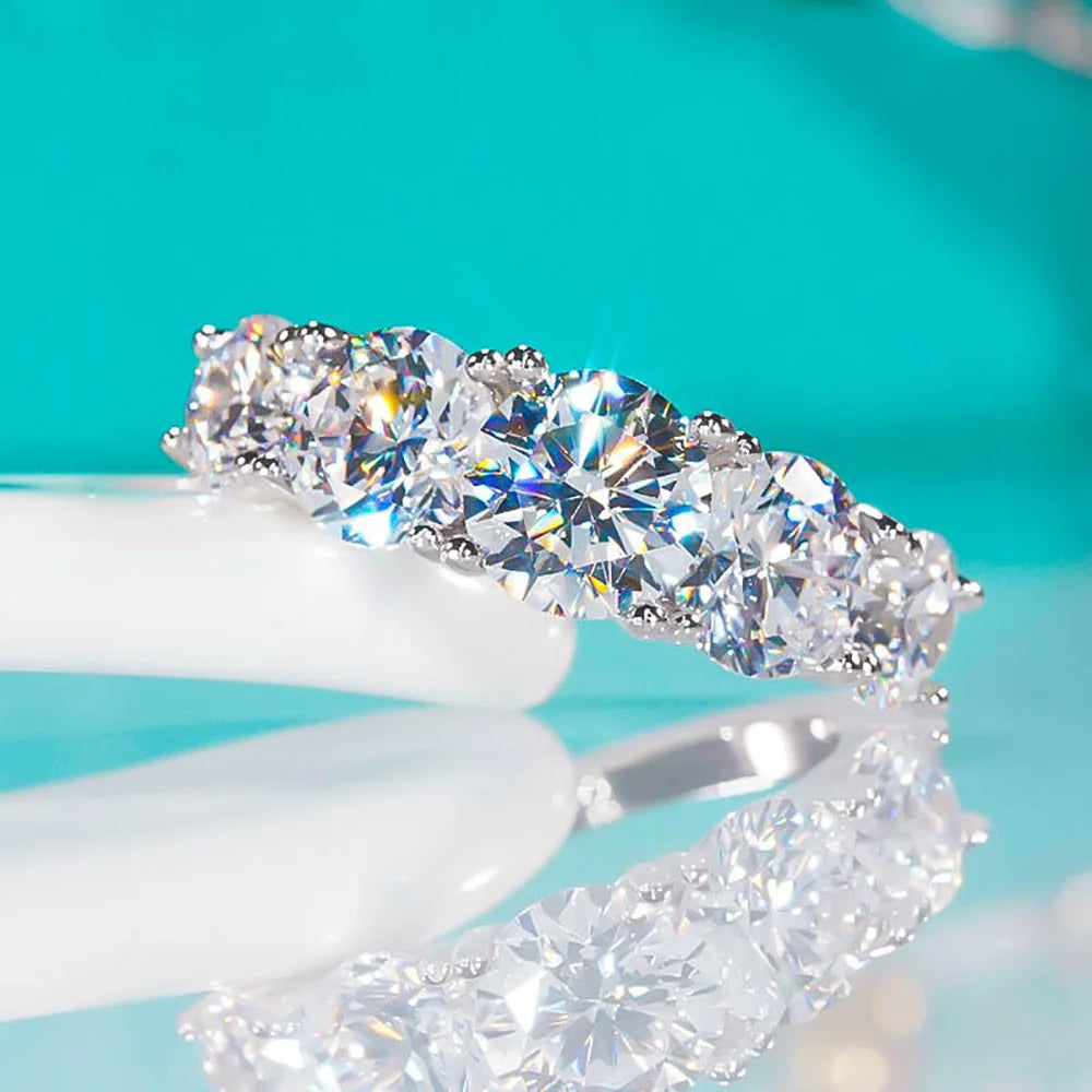 Arabella Moissanite Diamond Ring