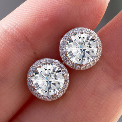 Razan Moissanite Round Earrings