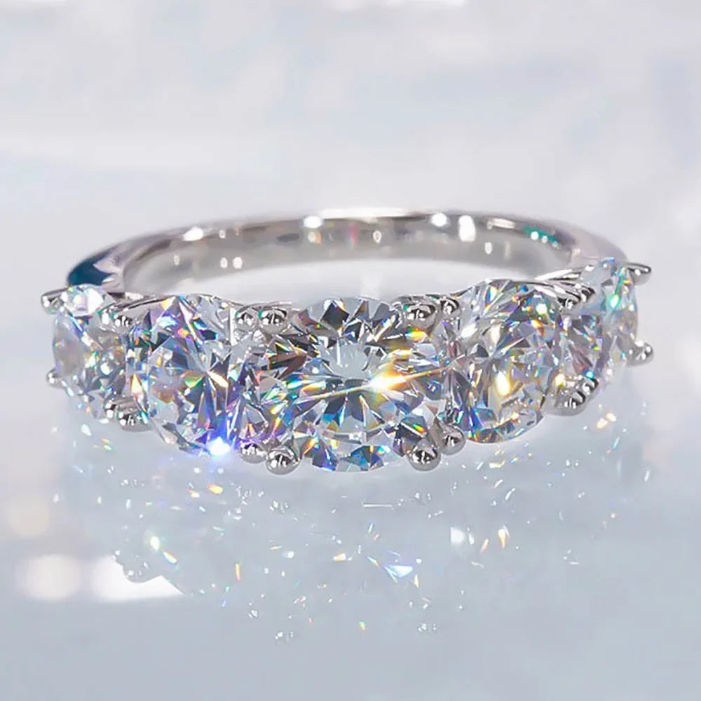 Arabella Moissanite Diamond Ring